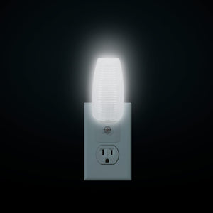 Maxxima MLN-16 LED Plug in Night Light with Auto Dusk to Dawn Sensor, 5 Lumens (pack of 4)