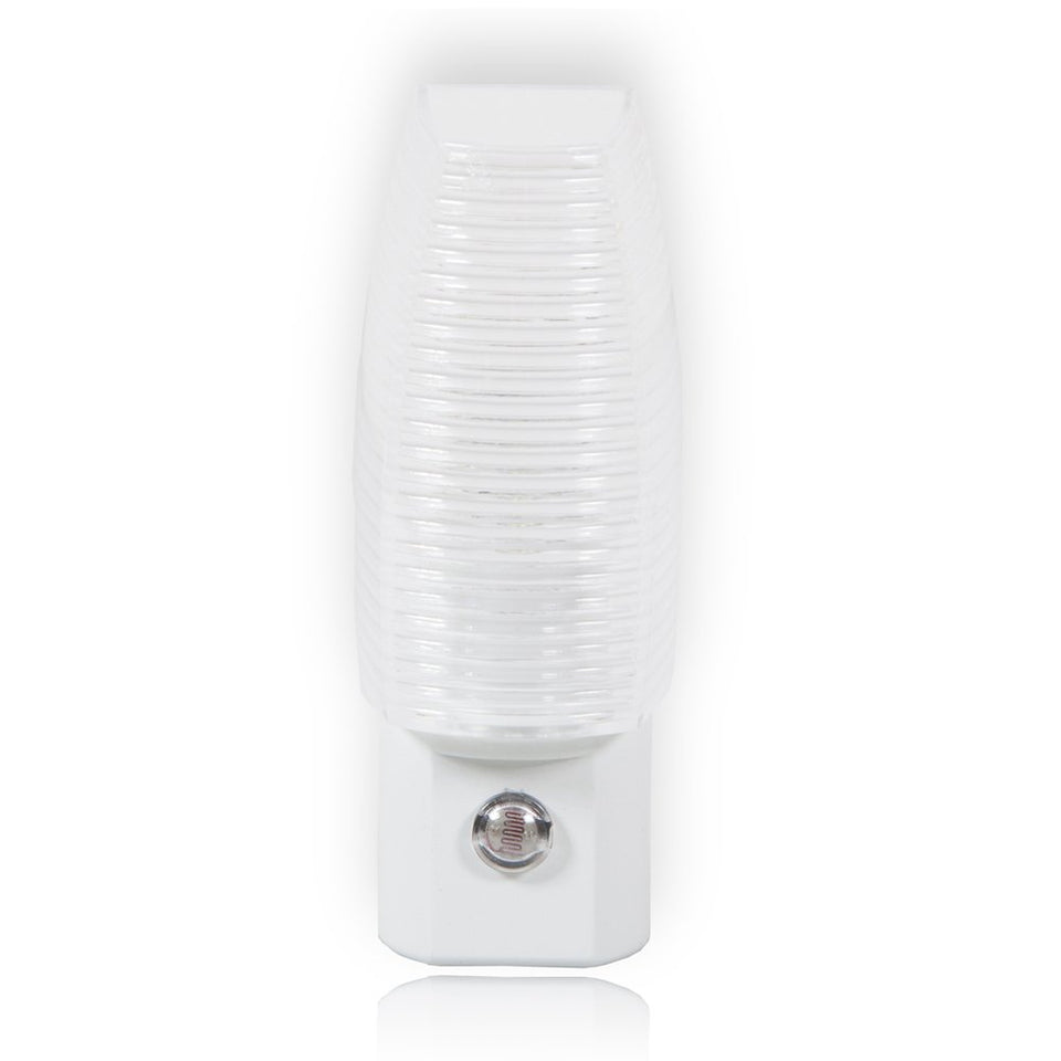 Maxxima MLN-16 LED Plug in Night Light with Auto Dusk to Dawn Sensor, 5 Lumens (pack of 4)
