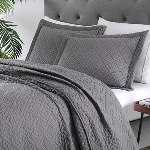 EXQ Home Quilt Set Full Queen Size Grey 3 Piece,Lightweight Hypoallergenic Microfiber Coverlet Modern Style Squares Pattern Bedspread Set